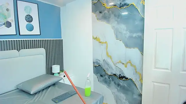 lily  star online show from 05/16/26, 10:36