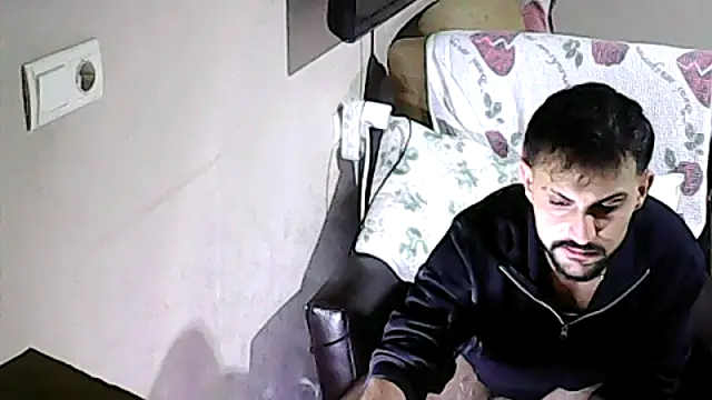 Muratcan33 online show from 10/29/25, 01:52