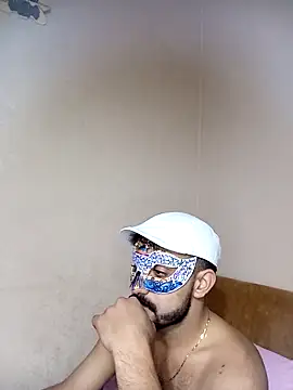 Muratcan33 online show from 11/13/25, 07:24