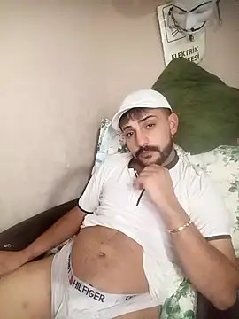 Muratcan33 online show from 11/19/25, 11:38