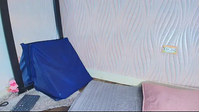 Vero Temptation online show from 12/18/25, 12:11