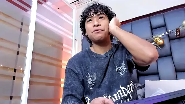 Miriam milf online show from 05/01/26, 12:21