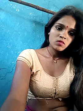 Harini Gautam online show from 12/15/25, 07:56