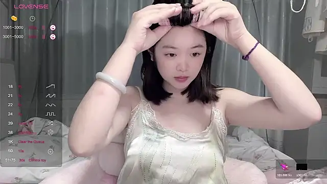 tender-11 online show from 11/26/25, 11:11