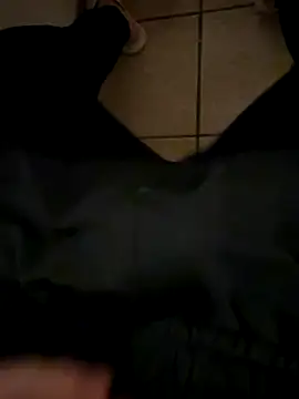 Snapshot of Dicksxd chatting on 11/07/25, 09:48 Dicksxd online show from 11/07/25, 09:48