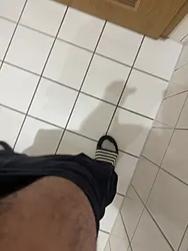 Snapshot of Dicksxd chatting on 01/17/26, 11:52 Dicksxd online show from 01/17/26, 11:52