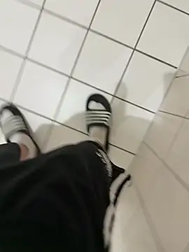 Snapshot of Dicksxd chatting on 02/26/26, 05:56 Dicksxd online show from 02/26/26, 05:56