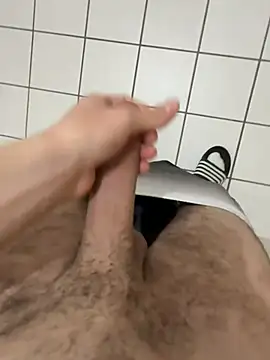 Snapshot of Dicksxd chatting on 03/01/26, 09:33 Dicksxd online show from 03/01/26, 09:33