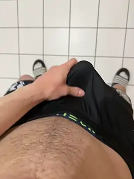 Snapshot of Dicksxd chatting on 03/14/26, 09:37 Dicksxd online show from 03/14/26, 09:37