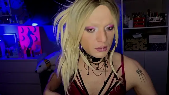 Snapshot of Kkkylie chatting on 02/19/26, 02:40 Kkkylie online show from 02/19/26, 02:40