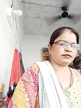 Snapshot of Bhavna_hot chatting on 09/23/25, 09:56 Bhavna hot online show from 09/23/25, 09:56