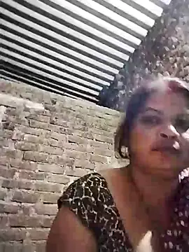 Snapshot of Bhavna_hot chatting on 10/11/25, 07:45 Bhavna hot online show from 10/11/25, 07:45