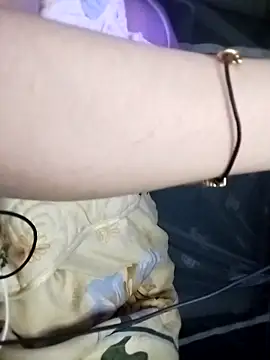 Kuncute online show from 09/18/25, 11:07