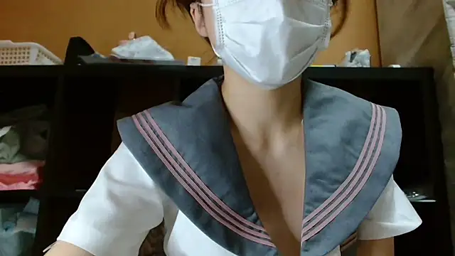 Snapshot of natsumiii chatting on 09/16/25, 01:01 natsumiii online show from 09/16/25, 01:01