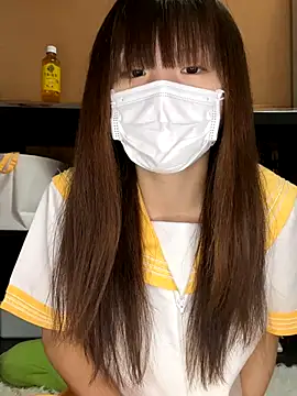 Snapshot of natsumiii chatting on 10/19/25, 01:01 natsumiii online show from 10/19/25, 01:01