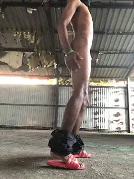 kavi1q1 online show from 10/28/25, 12:58