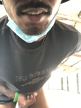 kavi1q1 online show from 11/16/25, 07:03