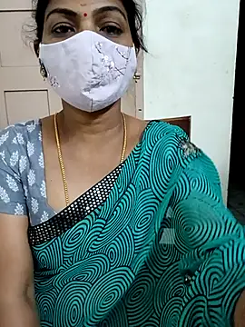 Snapshot of Rithya27 chatting on 03/22/26, 06:44 Rithya27 online show from 03/22/26, 06:44