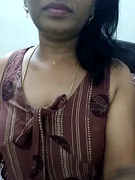 Snapshot of Rithya27 chatting on 04/13/26, 06:02 Rithya27 online show from 04/13/26, 06:02