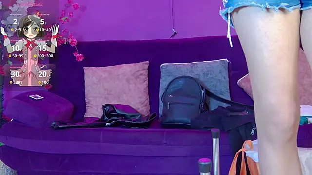 Maylu Fox online show from 12/22/25, 12:13