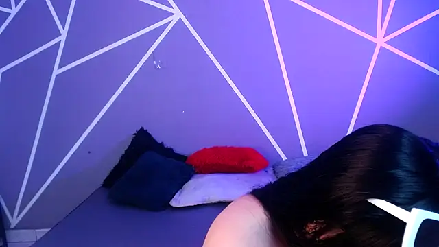 Snapshot of Chloe1126_ chatting on 11/25/25, 02:17 Chloe1126 online show from 11/25/25, 02:17