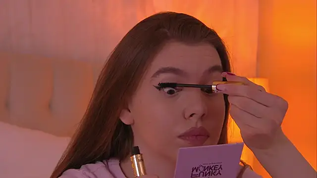 AshleyEvance online show from 06/13/26, 06:33