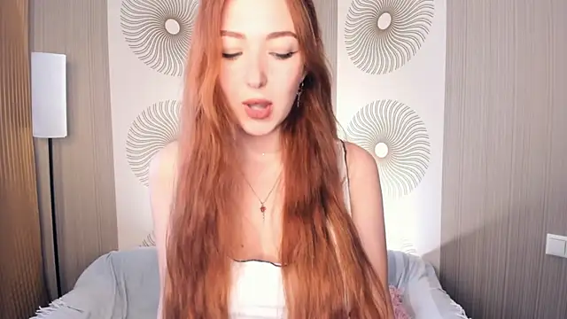 Snapshot of KrystleMartha chatting on 09/17/25, 12:40 KrystleMartha online show from 09/17/25, 12:40