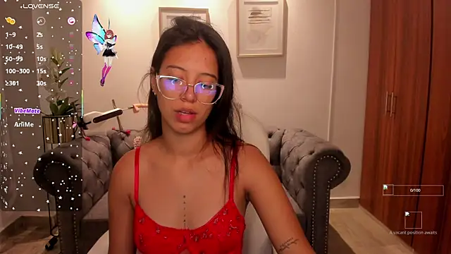 raven stonee online show from 10/13/25, 01:16