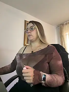 CurvyLust x online show from 05/21/26, 01:51