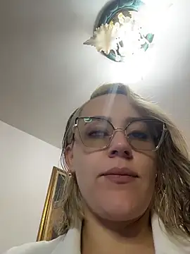 CurvyLust x online show from 06/19/26, 01:37