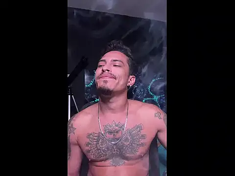 Snapshot of EduXavier26 chatting on 12/01/25, 11:54 EduXavier26 online show from 12/01/25, 11:54