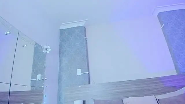 MiilaBlake online show from 12/19/25, 08:16