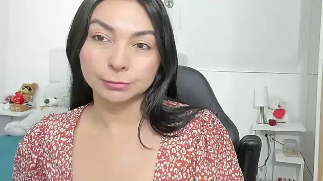 Snapshot of Ms_milarose chatting on 07/15/26, 11:54 Ms milarose online show from 07/15/26, 11:54