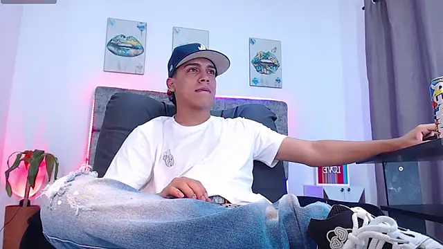 david santos16 online show from 12/14/25, 11:42