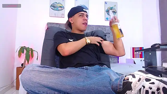 david santos16 online show from 12/20/25, 03:57