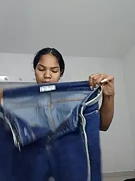 Snapshot of CloeeHills_ chatting on 09/10/25, 10:37 CloeeHills online show from 09/10/25, 10:37