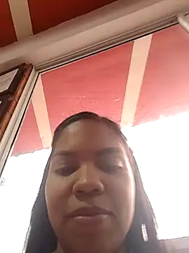 Snapshot of CloeeHills_ chatting on 09/15/25, 02:28 CloeeHills online show from 09/15/25, 02:28