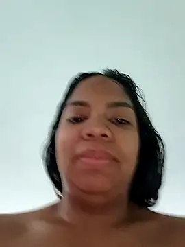 Snapshot of CloeeHills_ chatting on 09/20/25, 08:32 CloeeHills online show from 09/20/25, 08:32