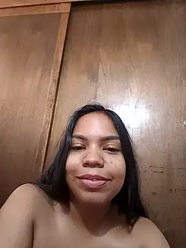 Snapshot of CloeeHills_ chatting on 10/06/25, 12:46 CloeeHills online show from 10/06/25, 12:46