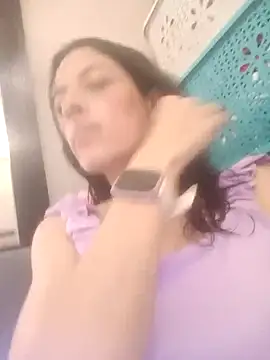 Snapshot of ShaunaDream chatting on 09/22/25, 06:54 ShaunaDream online show from 09/22/25, 06:54