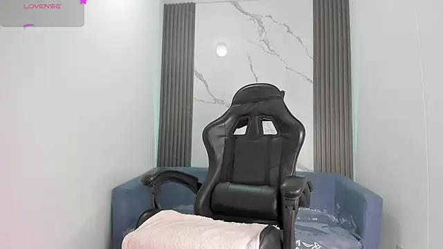 Snapshot of ShaunaDream chatting on 10/02/25, 03:13 ShaunaDream online show from 10/02/25, 03:13