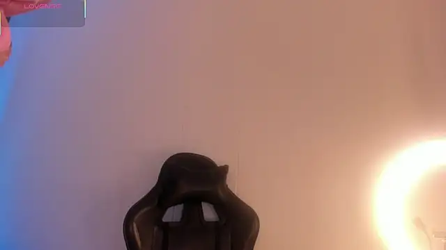 Snapshot of ShaunaDream chatting on 02/25/26, 04:33 ShaunaDream online show from 02/25/26, 04:33