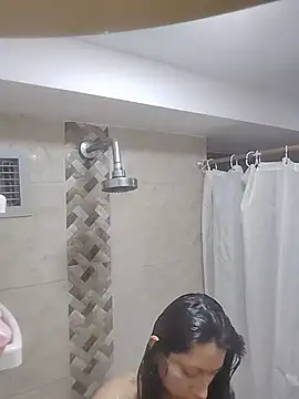 VioletxBloom online show from 12/01/25, 08:14