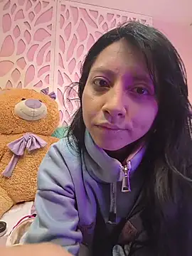 Snapshot of VioletxBloom chatting on 03/02/26, 09:32 VioletxBloom online show from 03/02/26, 09:32