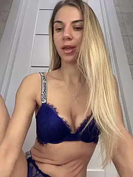 Prettie Katrin online show from 11/01/25, 11:01