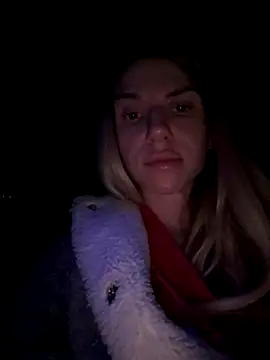 Prettie Katrin online show from 11/14/25, 03:55