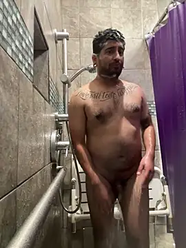 Snapshot of beenastyy chatting on 10/17/25, 12:19 beenastyy online show from 10/17/25, 12:19