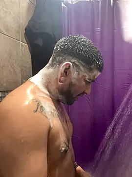 Snapshot of beenastyy chatting on 11/13/25, 04:17 beenastyy online show from 11/13/25, 04:17