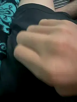 Snapshot of monster20cm chatting on 10/17/25, 10:56 monster20cm online show from 10/17/25, 10:56