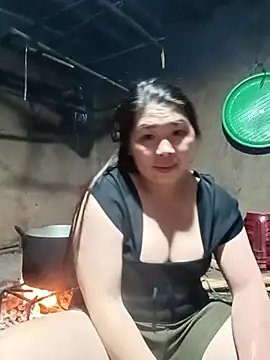 quynhkoolbae online show from 05/11/26, 11:16